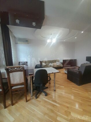 2 otaqlı Yeni tikili, 8 Noyabr m., Bakı