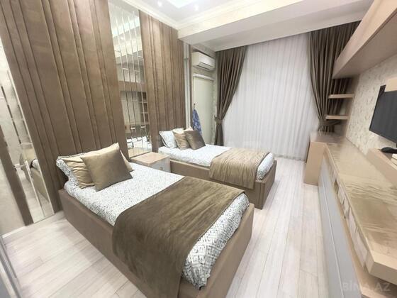 3 otaqlı Yeni tikili, Şah İsmayıl Xətai m., Bakı