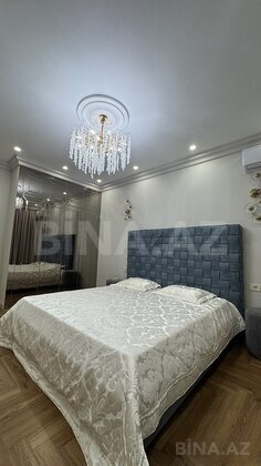 3 otaqlı Yeni tikili, Elmlər Akademiyası m., Bakı