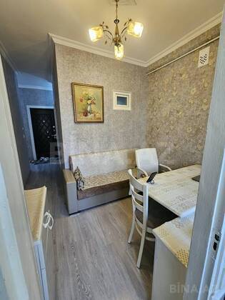 3 otaqlı Köhnə tikili, Azadlıq Prospekti m., Bakı