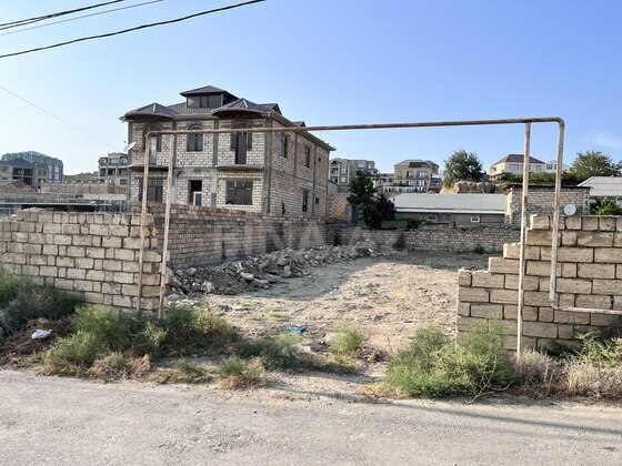 Torpaq Şıxov q., Bakı