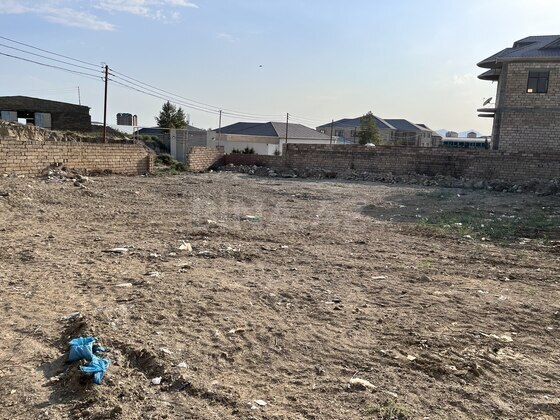 Torpaq Şıxov q., Bakı