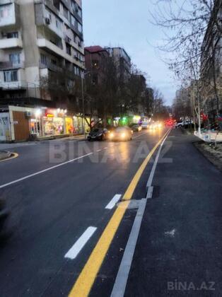 3 otaqlı Köhnə tikili, Gənclik m., Bakı
