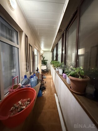 4 otaqlı Köhnə tikili, Bakıxanov q., Bakı
