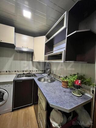 2 otaqlı Köhnə tikili, Neftçilər m., Bakı