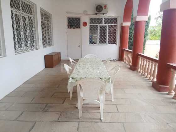 5 otaqlı Həyət evi/Bağ evi, Mərdəkan q., Bakı