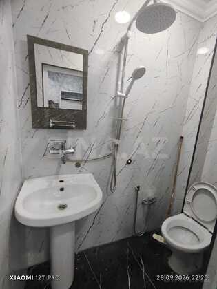 3 otaqlı Köhnə tikili, Qara Qarayev m., Bakı