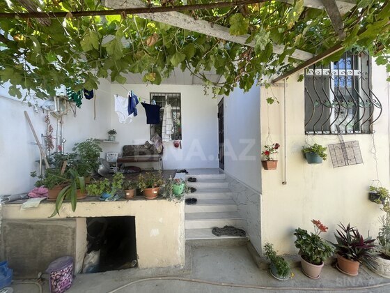 4 otaqlı Həyət evi/Bağ evi, M.Ə.Rəsulzadə q., Bakı