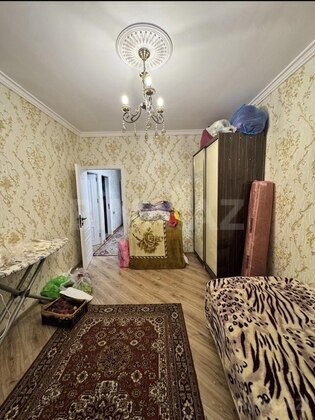 4 otaqlı Köhnə tikili, Azadlıq Prospekti m., Bakı