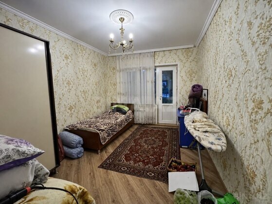 4 otaqlı Köhnə tikili, Azadlıq Prospekti m., Bakı