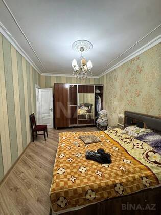 4 otaqlı Köhnə tikili, Azadlıq Prospekti m., Bakı