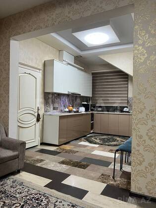 8 otaqlı Həyət evi/Bağ evi, Qusar
