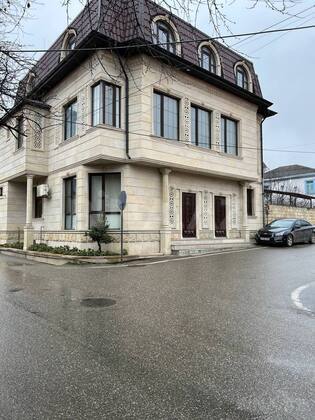 8 otaqlı Həyət evi/Bağ evi, Qusar