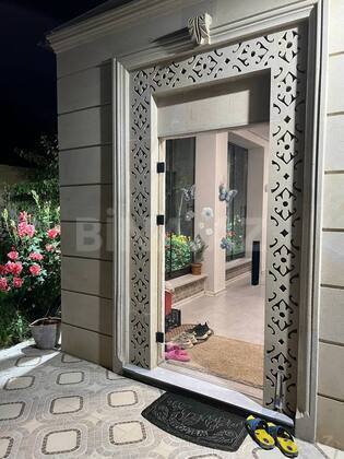 8 otaqlı Həyət evi/Bağ evi, Qusar