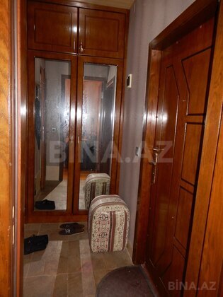 2 otaqlı Köhnə tikili, Memar Əcəmi m., Bakı
