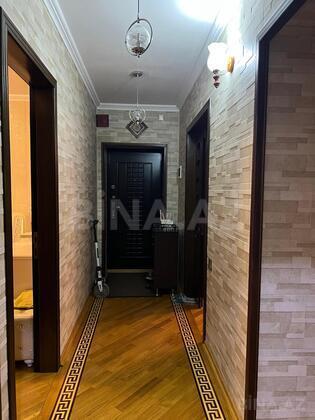 4 otaqlı Köhnə tikili, Bakıxanov q., Bakı