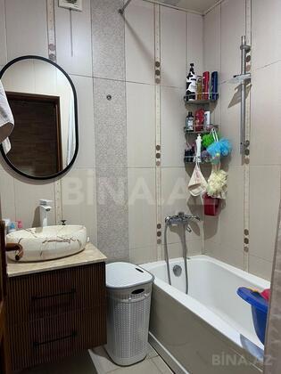 4 otaqlı Köhnə tikili, Bakıxanov q., Bakı