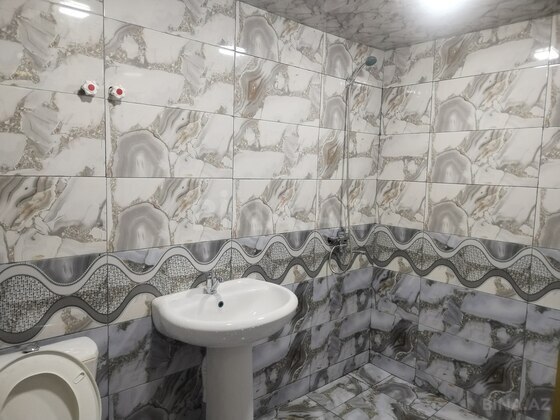 2 otaqlı Köhnə tikili, Yeni Günəşli q., Bakı