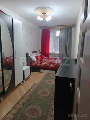 2 otaqlı Köhnə tikili, Qara Qarayev m., Bakı