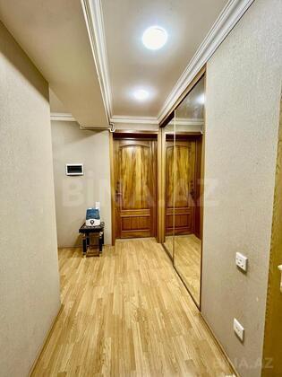 3 otaqlı Köhnə tikili, 28 May m., Bakı