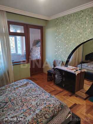 3 otaqlı Köhnə tikili, Əhmədli m., Bakı