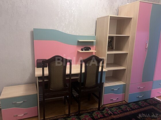 3 otaqlı Köhnə tikili, Əhmədli m., Bakı