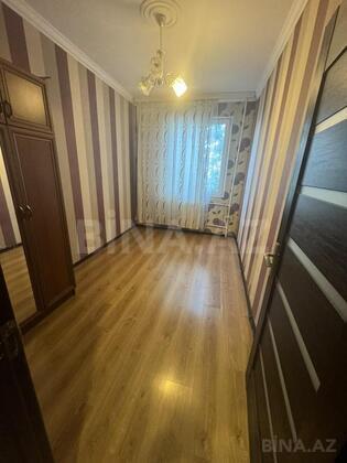 3 otaqlı Köhnə tikili, Memar Əcəmi m., Bakı