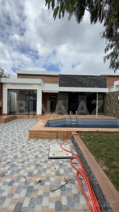 4 otaqlı Həyət evi/Bağ evi, Şüvəlan q., Bakı