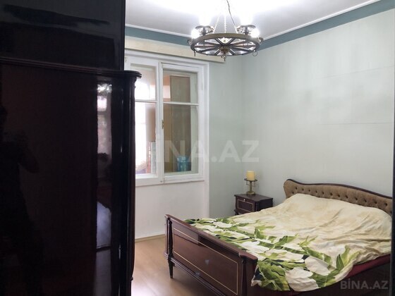 2 otaqlı Köhnə tikili, Nizami m., Bakı