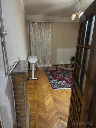 3 otaqlı Köhnə tikili, Neftçilər m., Bakı