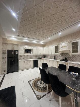 7 otaqlı Həyət evi/Bağ evi, Biləcəri q., Bakı