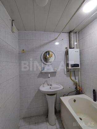 3 otaqlı Köhnə tikili, Xalqlar Dostluğu m., Bakı