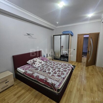 3 otaqlı Yeni tikili, Şah İsmayıl Xətai m., Bakı