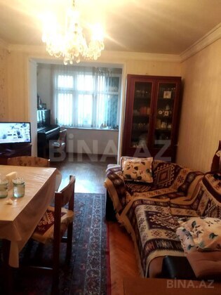 2 otaqlı Köhnə tikili, Nizami m., Bakı