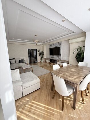 3 otaqlı Yeni tikili, Qara Qarayev m., Bakı