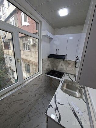 2 otaqlı Köhnə tikili, Əhmədli m., Bakı