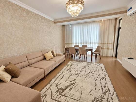 3 otaqlı Yeni tikili, Neftçilər m., Bakı