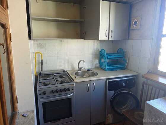 2 otaqlı Köhnə tikili, Qara Qarayev m., Bakı