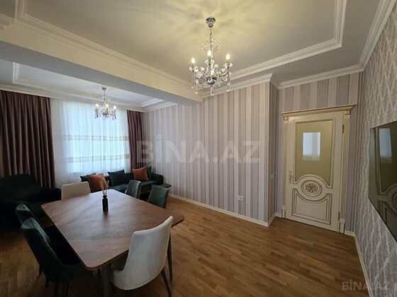 3 otaqlı Yeni tikili, Elmlər Akademiyası m., Bakı