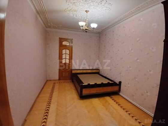 4 otaqlı Köhnə tikili, Gənclik m., Bakı