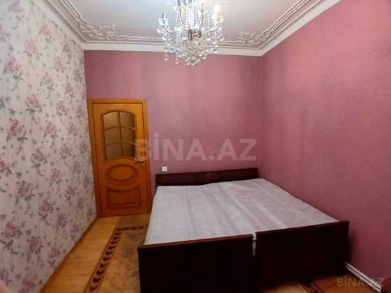 4 otaqlı Köhnə tikili, Gənclik m., Bakı