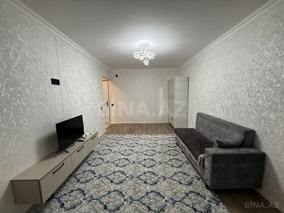 2 otaqlı Köhnə tikili, Neftçilər m., Bakı