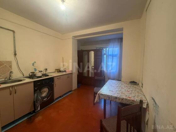 2 otaqlı Köhnə tikili, Neftçilər m., Bakı