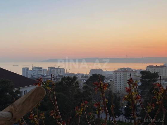 2 otaqlı Köhnə tikili, Həzi Aslanov m., Bakı
