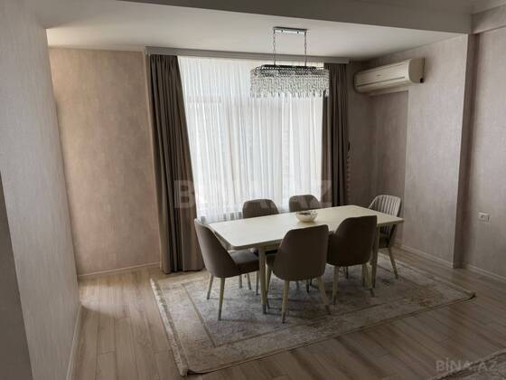 3 otaqlı Yeni tikili, Şah İsmayıl Xətai m., Bakı