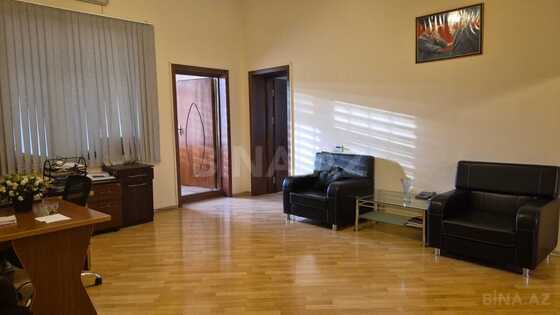 3 otaqlı Ofis, Azadlıq Prospekti m., Bakı
