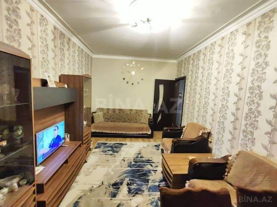 2 otaqlı Köhnə tikili, Qaraçuxur q., Bakı