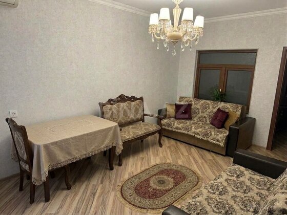 5 otaqlı Həyət evi/Bağ evi, İnşaatçılar m., Bakı