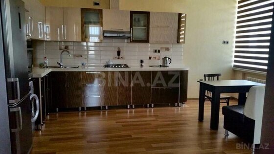 3 otaqlı Yeni tikili, Şah İsmayıl Xətai m., Bakı
