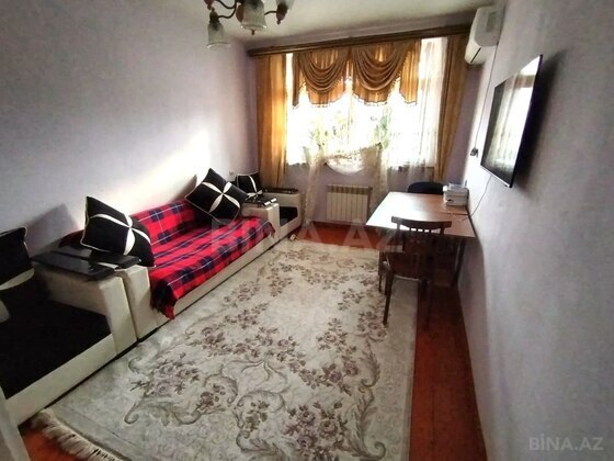 2 otaqlı Köhnə tikili, Azadlıq Prospekti m., Bakı